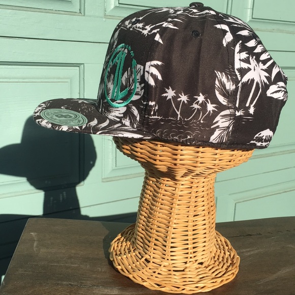 Double Portion Supply Hawaii snap cap - Picture 2 of 9